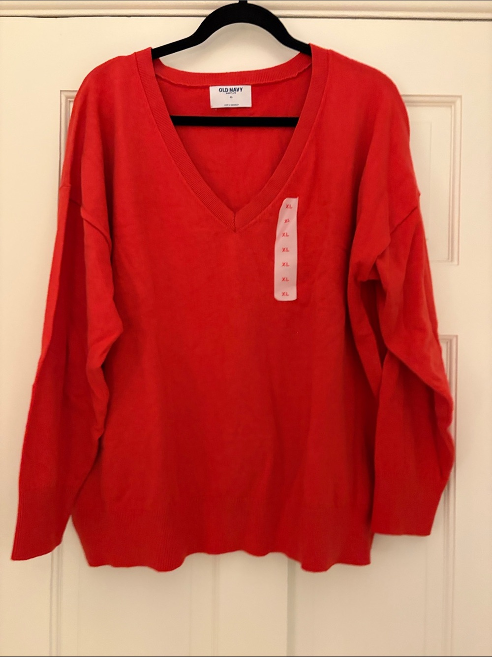 Old Navy Women’s Cotton V-Neck Sweater - Coral Orange